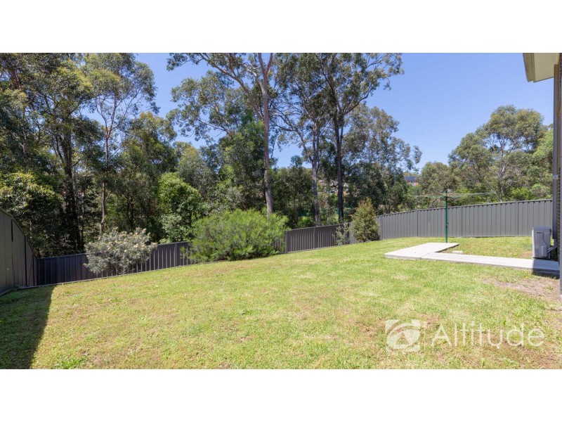 35 Redwood Close, Fletcher NSW 2287