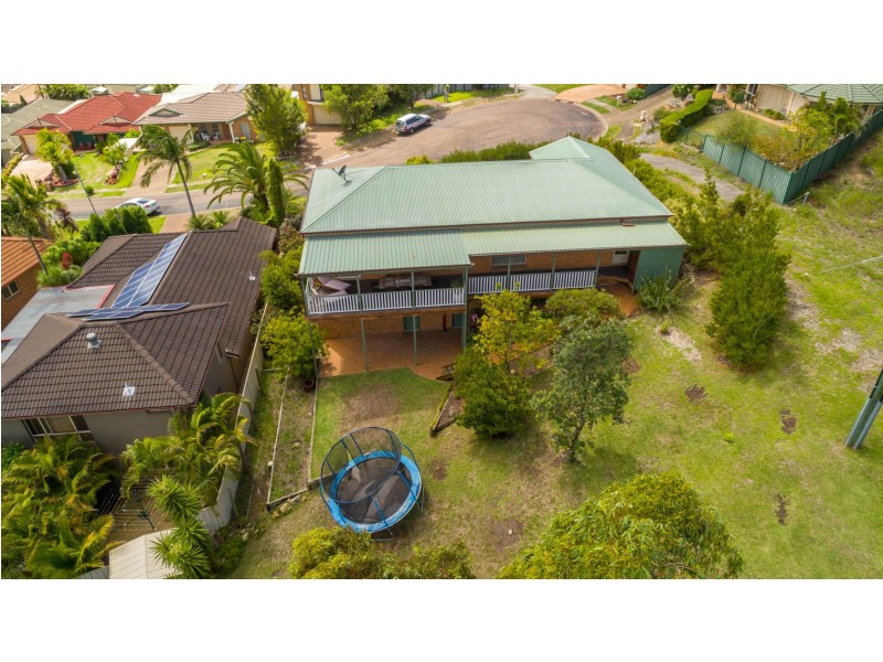 20 Hillview Crescent, Macquarie Hills NSW 2285