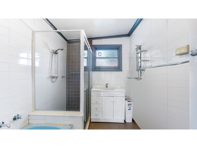 25 Johnstone Street, Cardiff NSW 2285