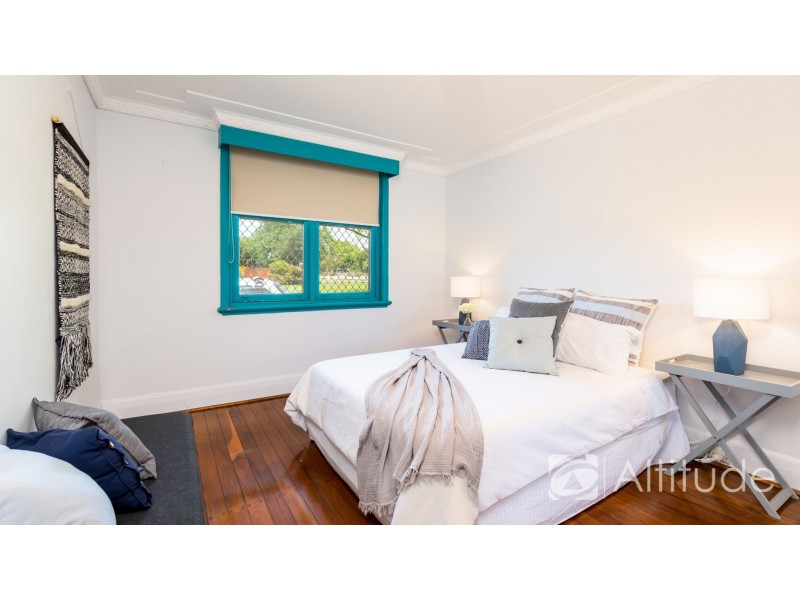 13 Park Street, Mayfield NSW 2304