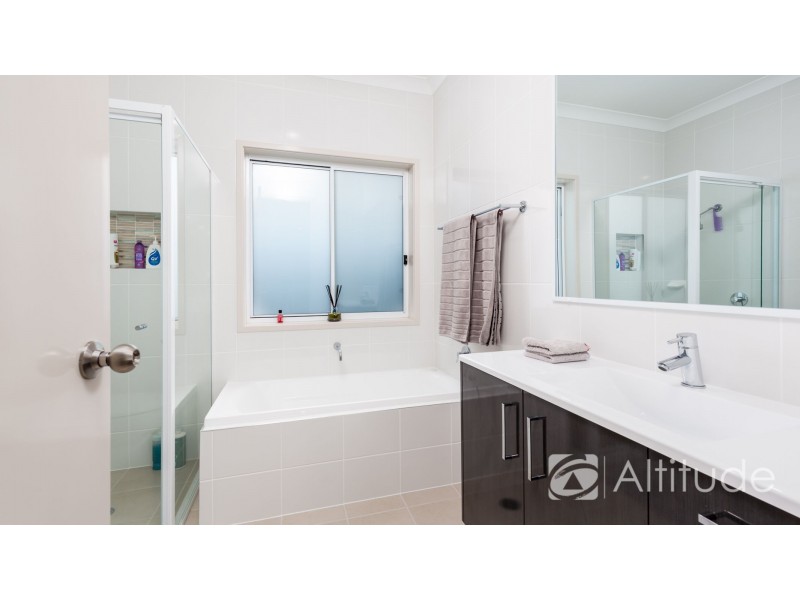 42 Lamb Street, Boolaroo NSW 2284