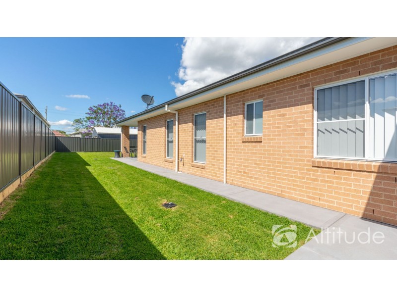 42 Lamb Street, Boolaroo NSW 2284