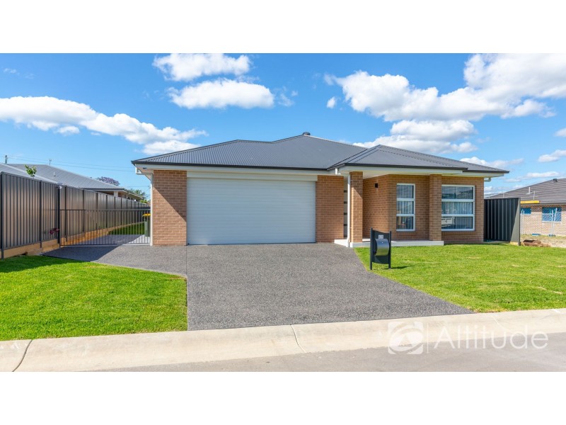 42 Lamb Street, Boolaroo NSW 2284