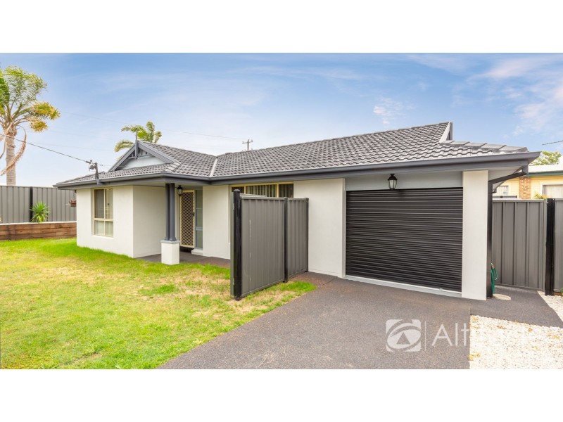 61 Burns Street, Redhead NSW 2290