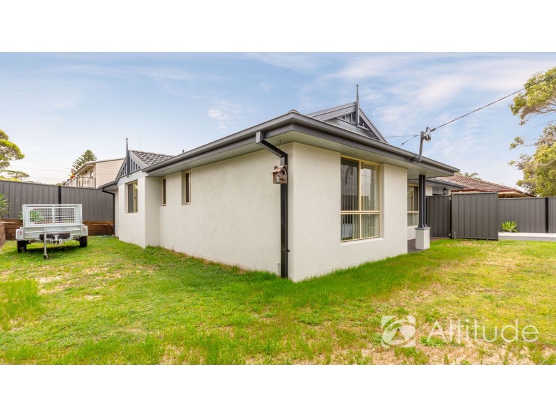 61 Burns Street, Redhead NSW 2290