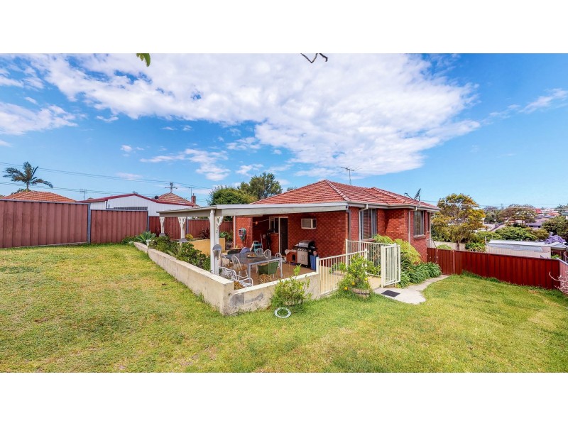 1 Kalinda Parade, Charlestown NSW 2290