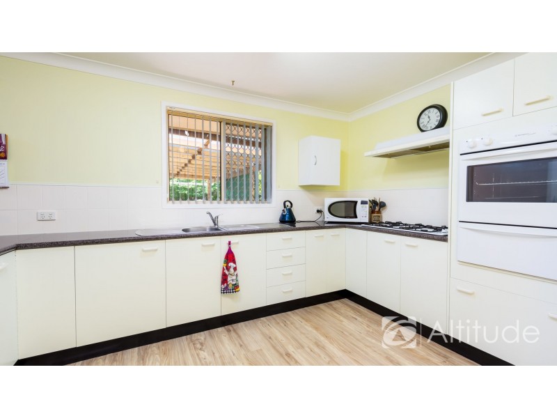 15 Windward Close, Woodrising NSW 2284