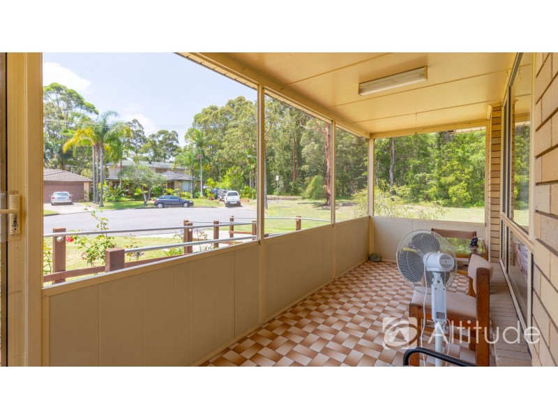 24 Melton Place, Croudace Bay NSW 2280