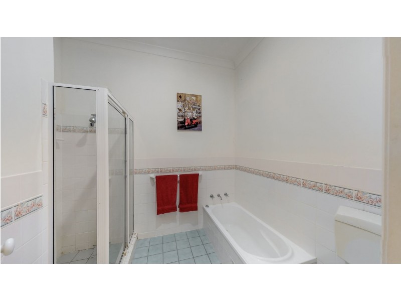 2/5 Faulkner Crescent, North Lambton NSW 2299