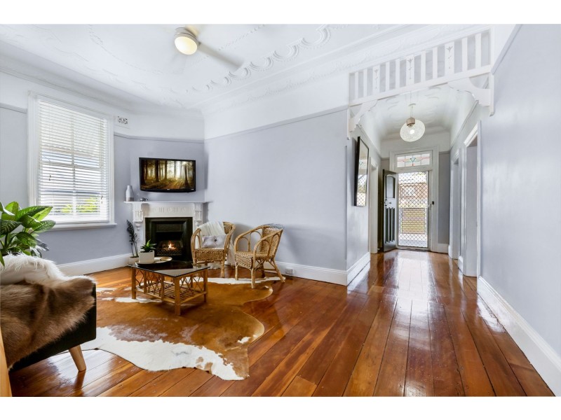 156 Crebert Street, Mayfield NSW 2304