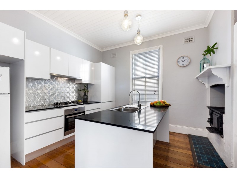 156 Crebert Street, Mayfield NSW 2304