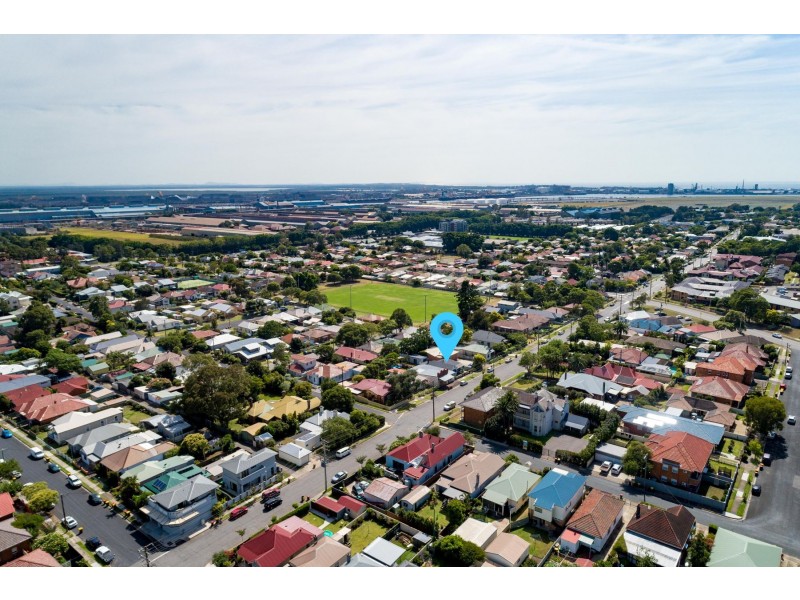 156 Crebert Street, Mayfield NSW 2304