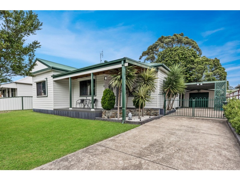 9 Fourth Street, Cardiff South NSW 2285