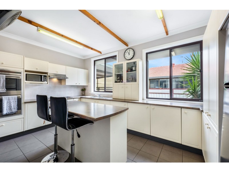 9 Fourth Street, Cardiff South NSW 2285