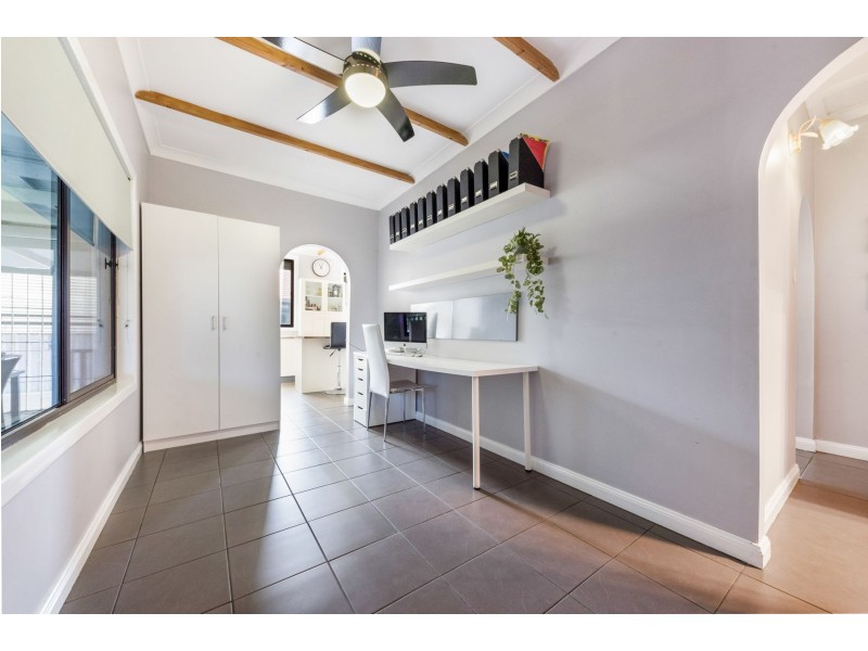 9 Fourth Street, Cardiff South NSW 2285