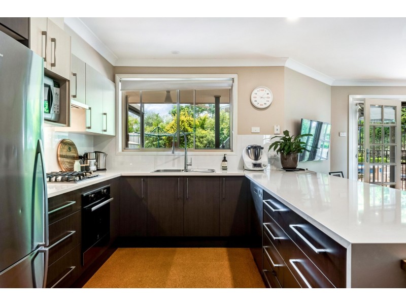 43 Willow Road, Mount Hutton NSW 2290