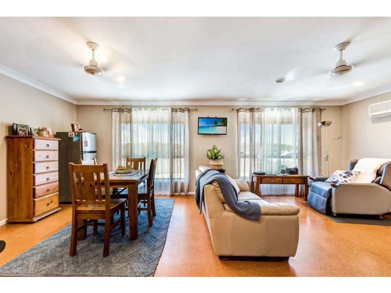 43 Willow Road, Mount Hutton NSW 2290