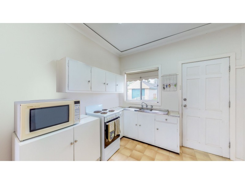 4 Margaret Street, Belmont North NSW 2280