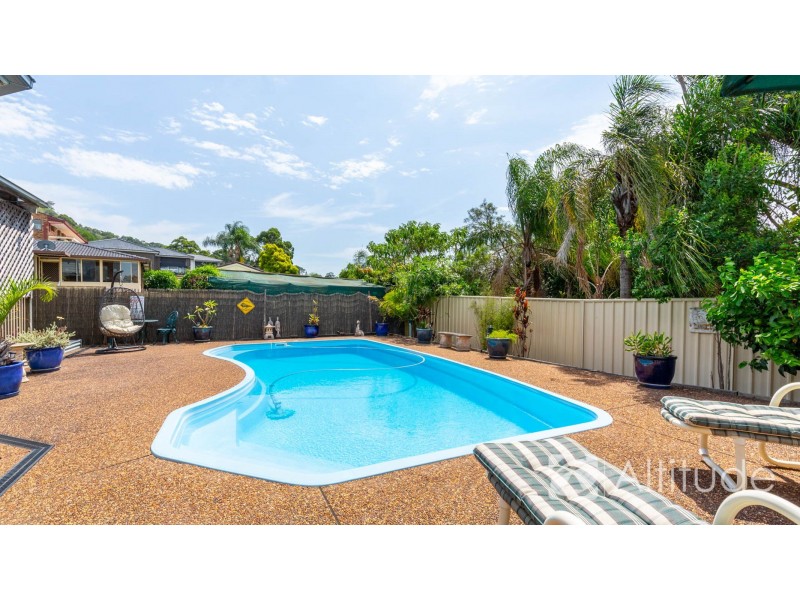 22 Chelston Street, Warners Bay NSW 2282