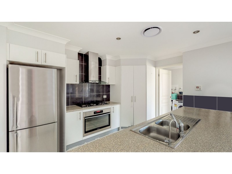 18 Eumina Street, Cameron Park NSW 2285