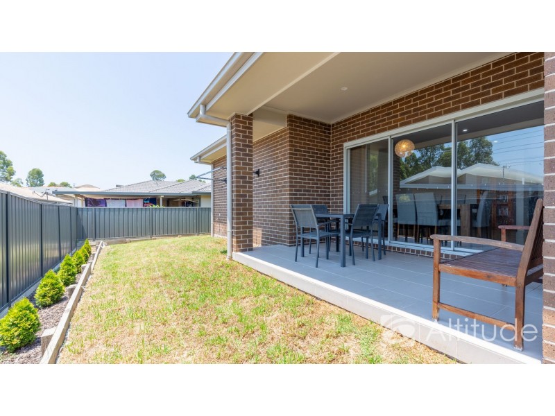 12 Chitambo Street, Macquarie Hills NSW 2285