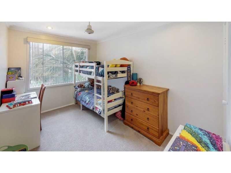32  Robertson Road, Valentine NSW 2280
