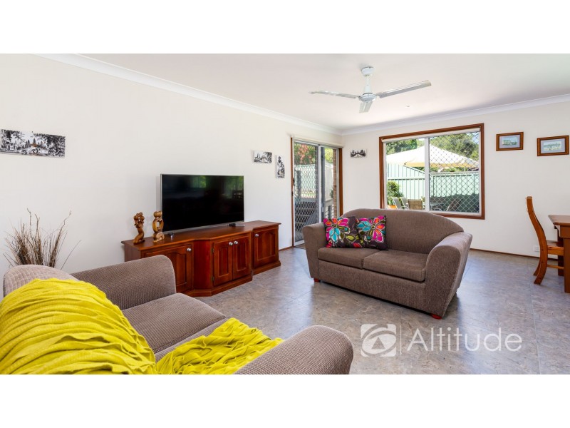 2 Clare Close, Eleebana NSW 2282