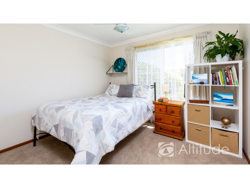 2 Clare Close, Eleebana NSW 2282