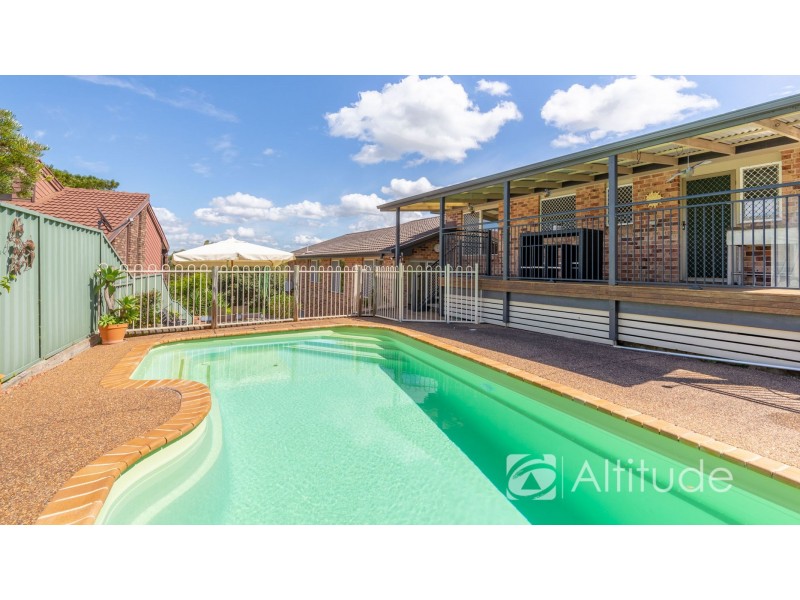 2 Clare Close, Eleebana NSW 2282