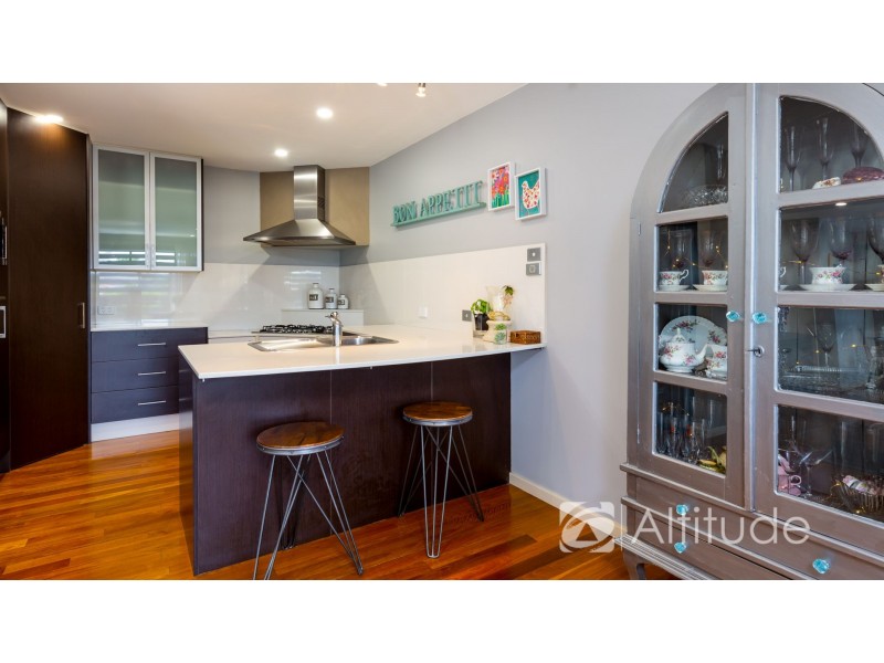 8/41 Charles Street, Warners Bay NSW 2282