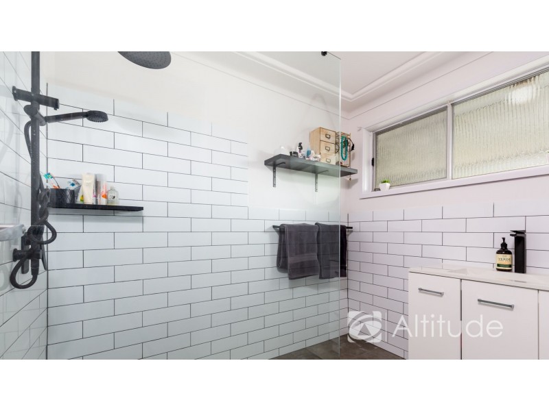 22 Sandra Street, Fennell Bay NSW 2283