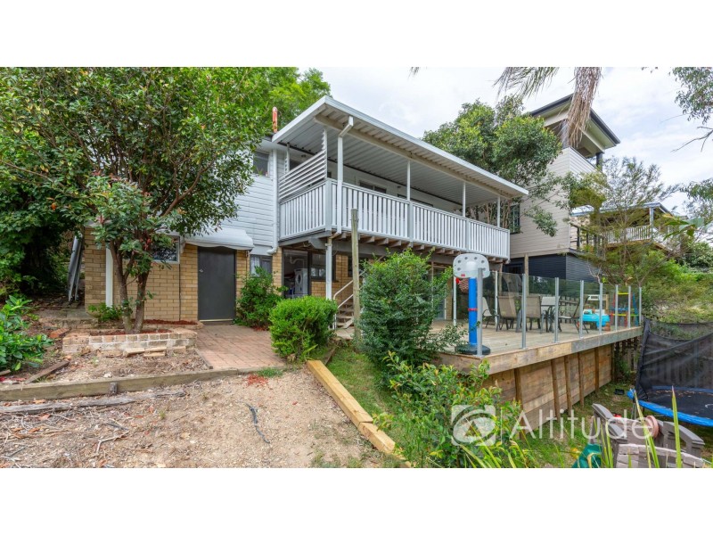 22 Sandra Street, Fennell Bay NSW 2283