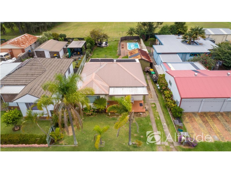12 St Johns Drive, Croudace Bay NSW 2280