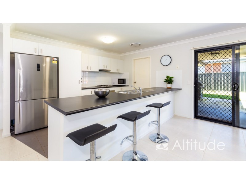 39 Wigeon Chase, Cameron Park NSW 2285