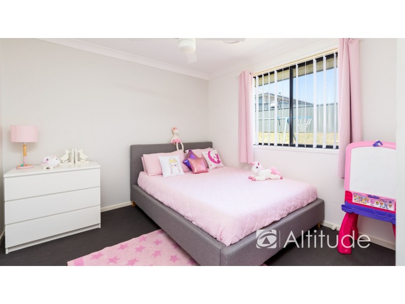 39 Wigeon Chase, Cameron Park NSW 2285