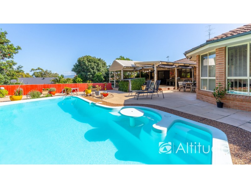 4 Clare Close, Eleebana NSW 2282