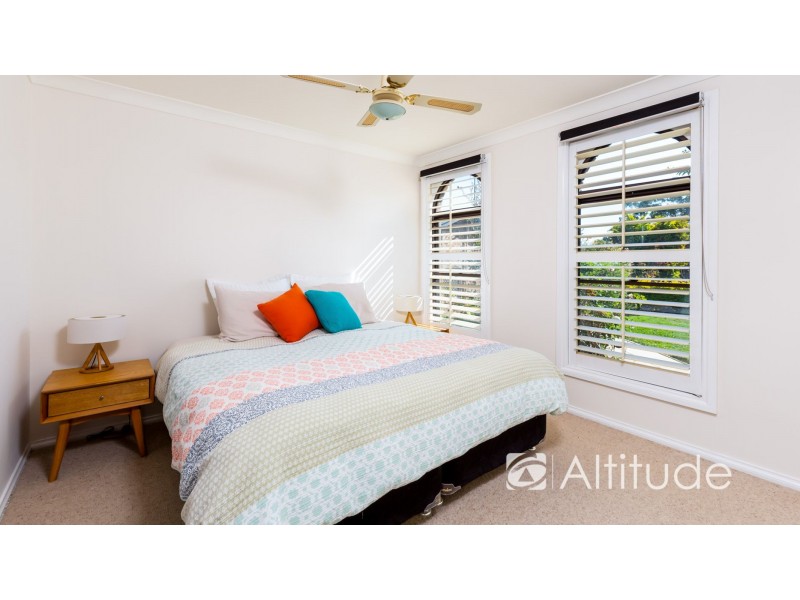 4 Clare Close, Eleebana NSW 2282