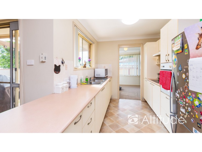5 Era Close, Marmong Point NSW 2284