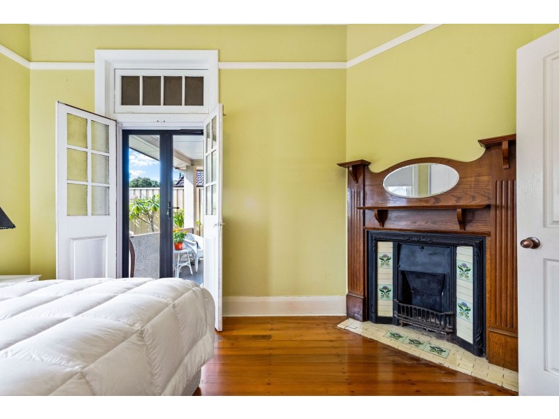 213 Denison Street, Broadmeadow NSW 2292