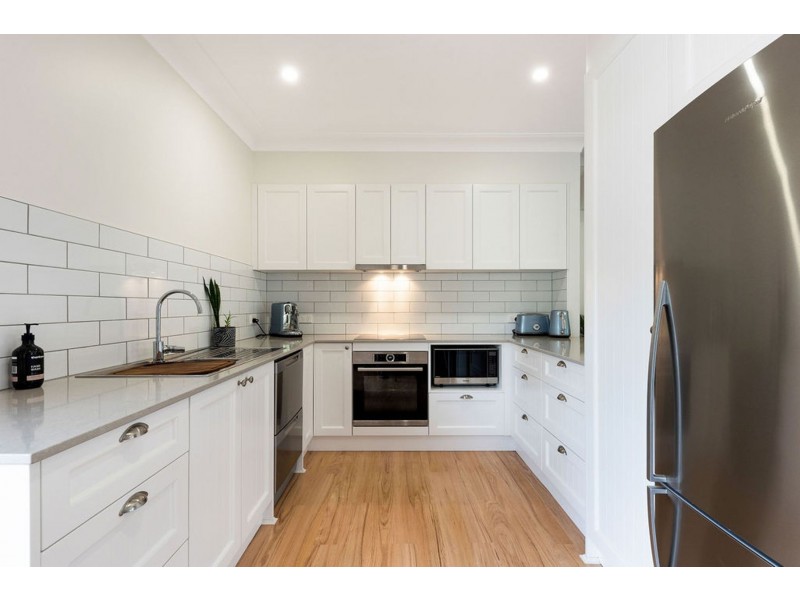 14 Valiant Avenue, Valentine NSW 2280