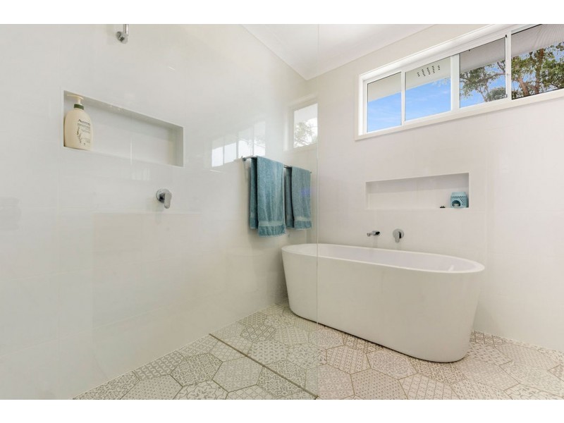 14 Valiant Avenue, Valentine NSW 2280