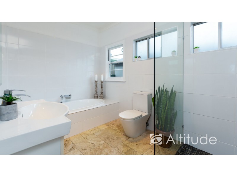 18 Scholey Street, Mayfield NSW 2304