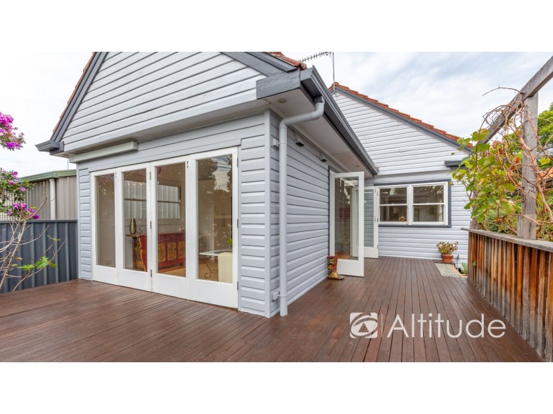 18 Scholey Street, Mayfield NSW 2304