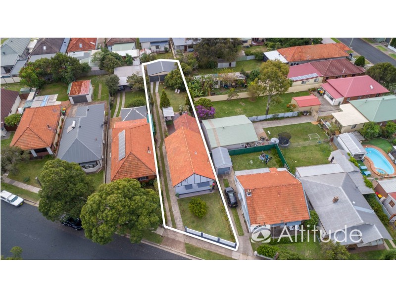 18 Scholey Street, Mayfield NSW 2304