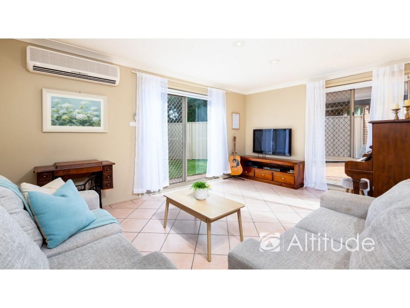 8 Palm Court, Warners Bay NSW 2282