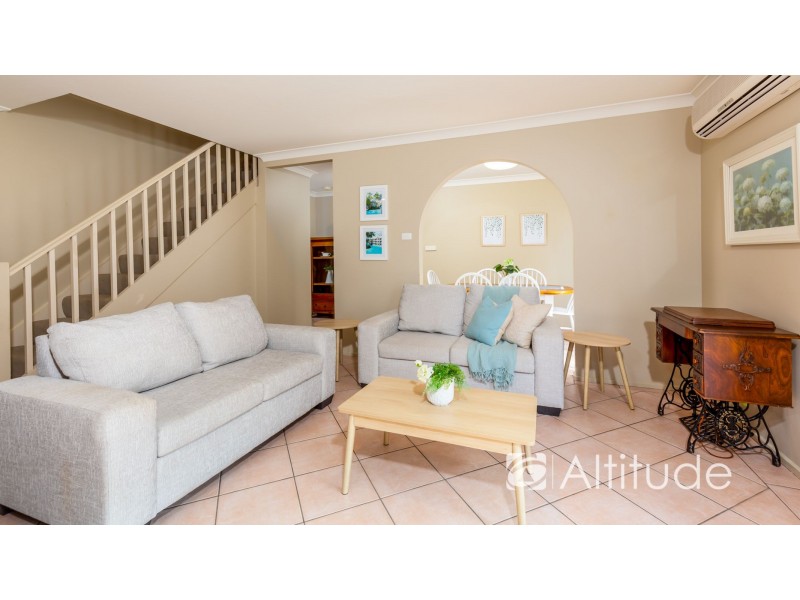 8 Palm Court, Warners Bay NSW 2282