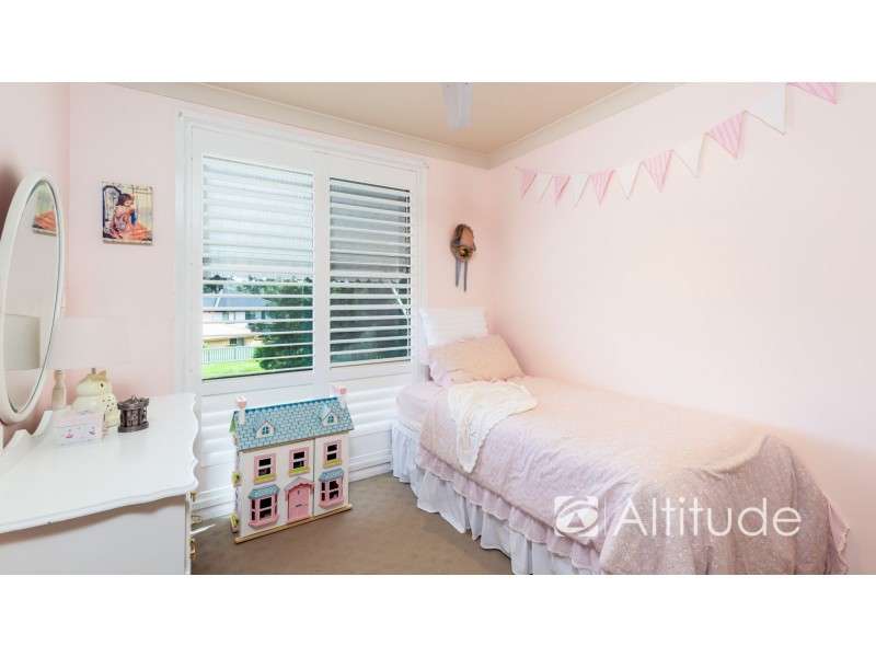 8 Palm Court, Warners Bay NSW 2282