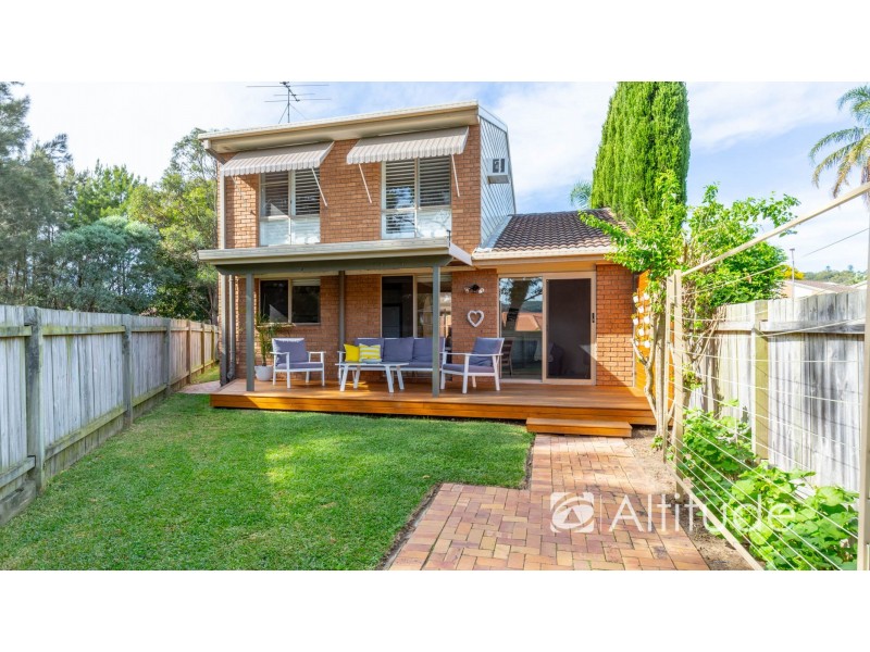 8 Palm Court, Warners Bay NSW 2282