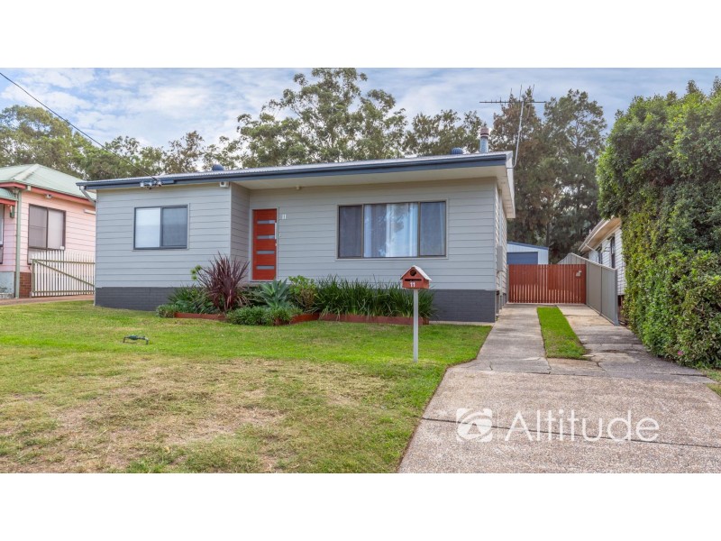 11 Clare Street, Glendale NSW 2285