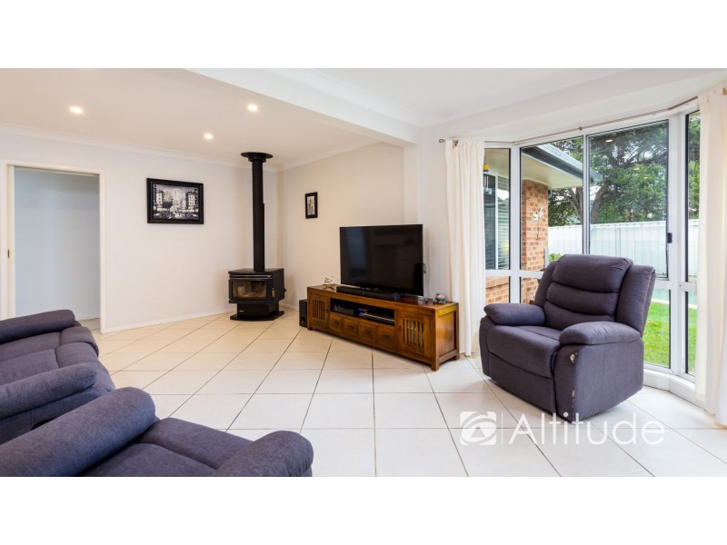 16 Lindale Way, Lakelands NSW 2282